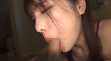 ひょっとこアへ顔でフェラする女 花衣つばき